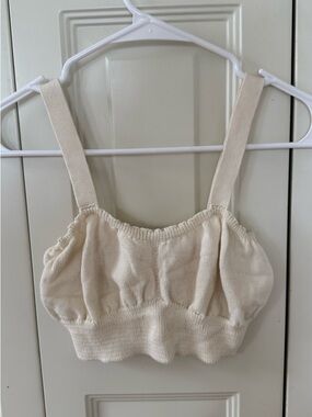 ALOHAS Cream Cropped Knit Tank Top